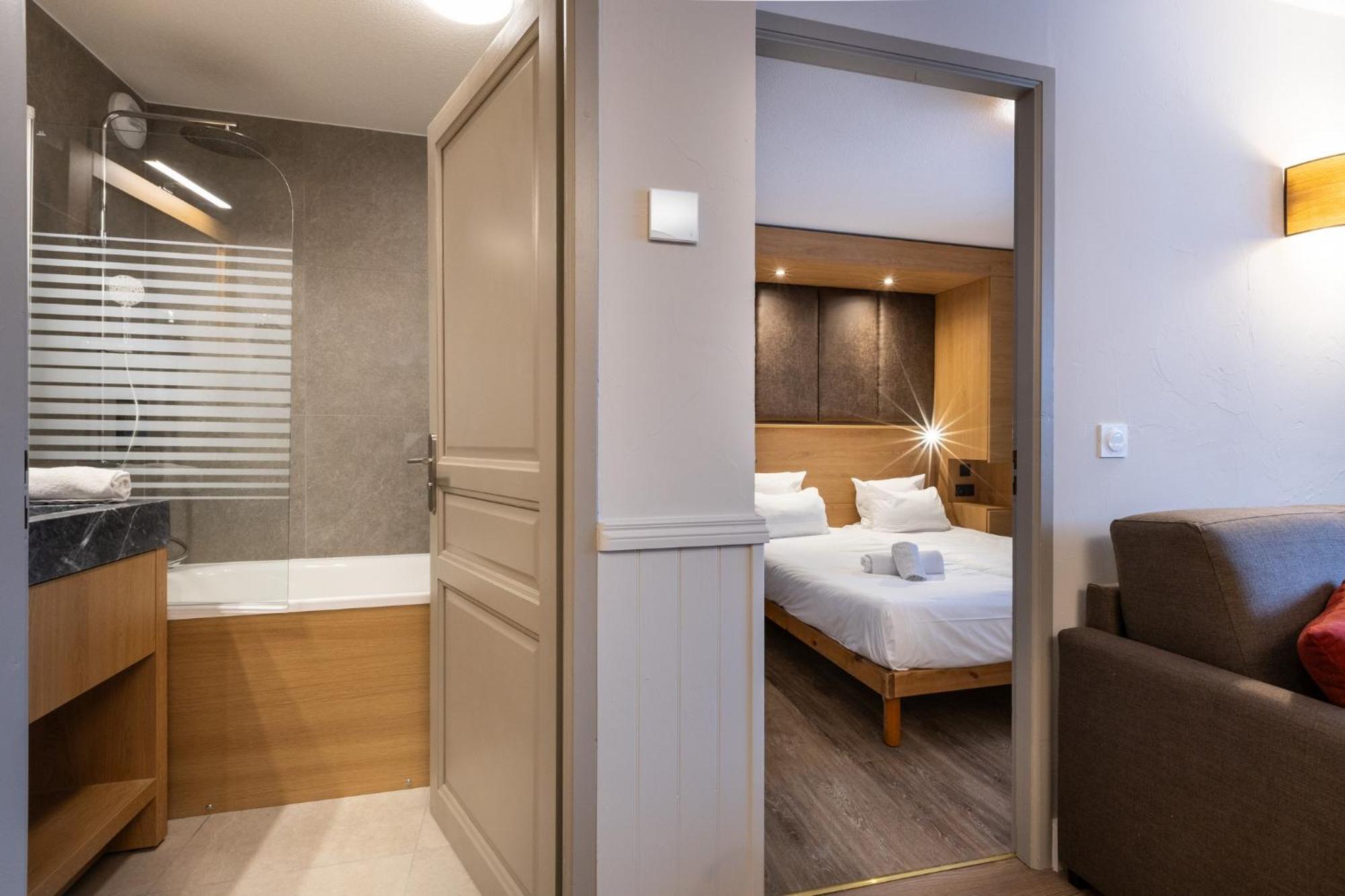 2-Room Apartment 2 or